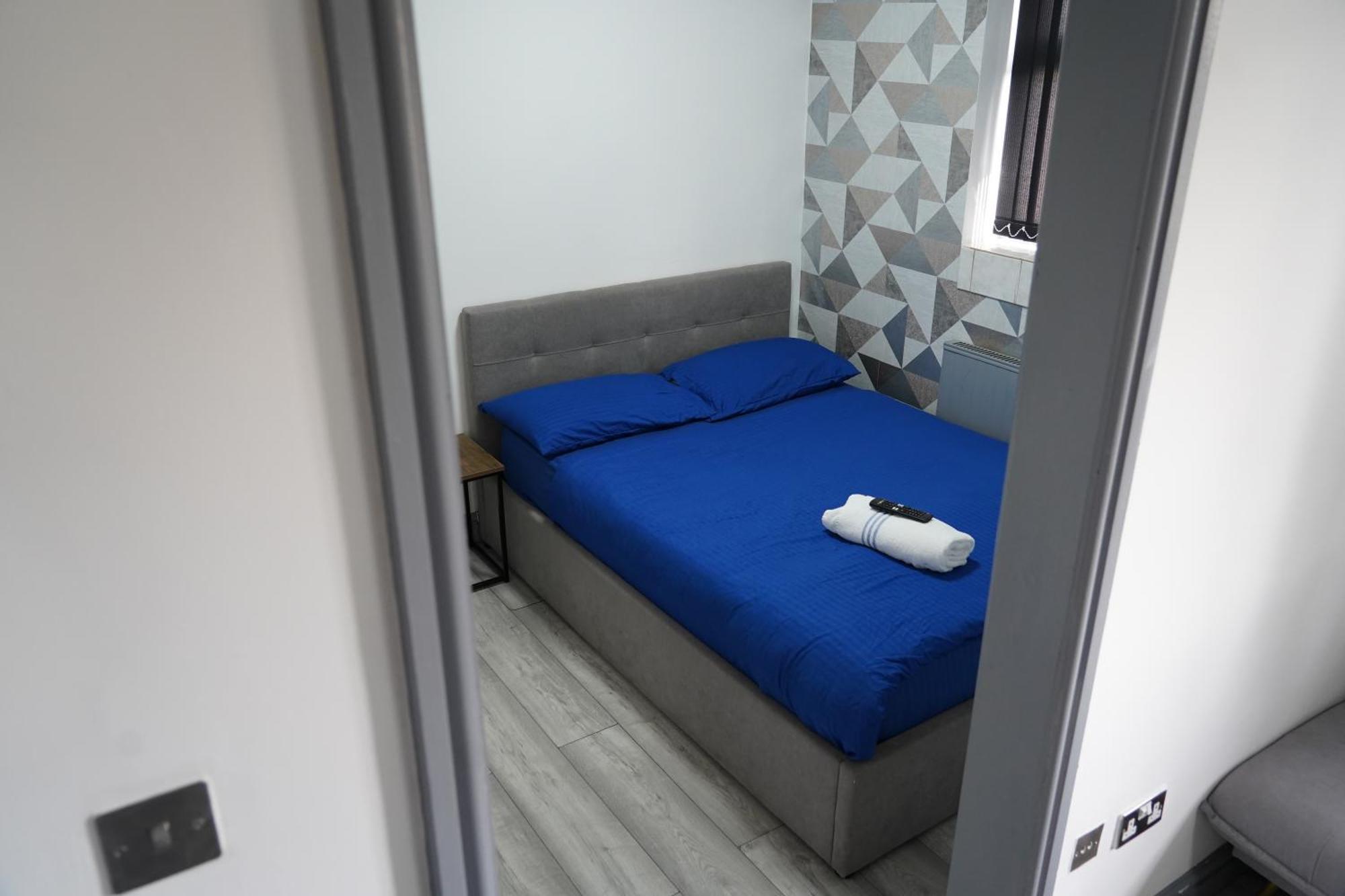Hills View Apartments, Manchester